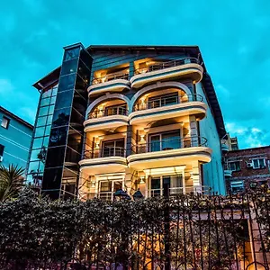 Hotel Broadway ****