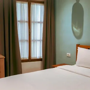 Agora Bed & Breakfast